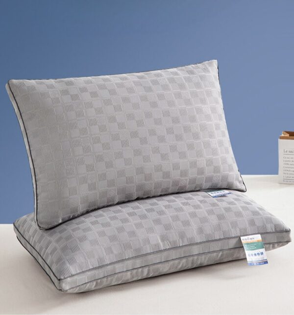 Checkered Jacquard Skin friendly Pillow