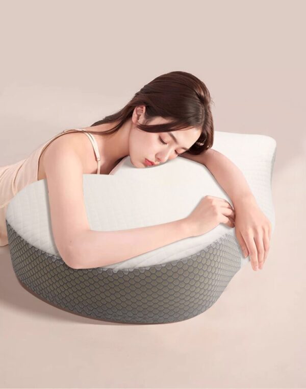 Curved Sleeping Pillow